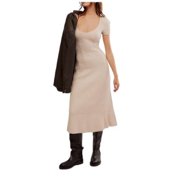 Free People Madsen Midi Cream Sweater Dress NWT M XL Oat milk - Picture 1 of 12